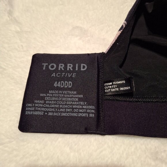 Torrid Active Skulls Sport Bra Sz 44DDD Lightly Padded Adjustable Straps Sports - Picture 11 of 16